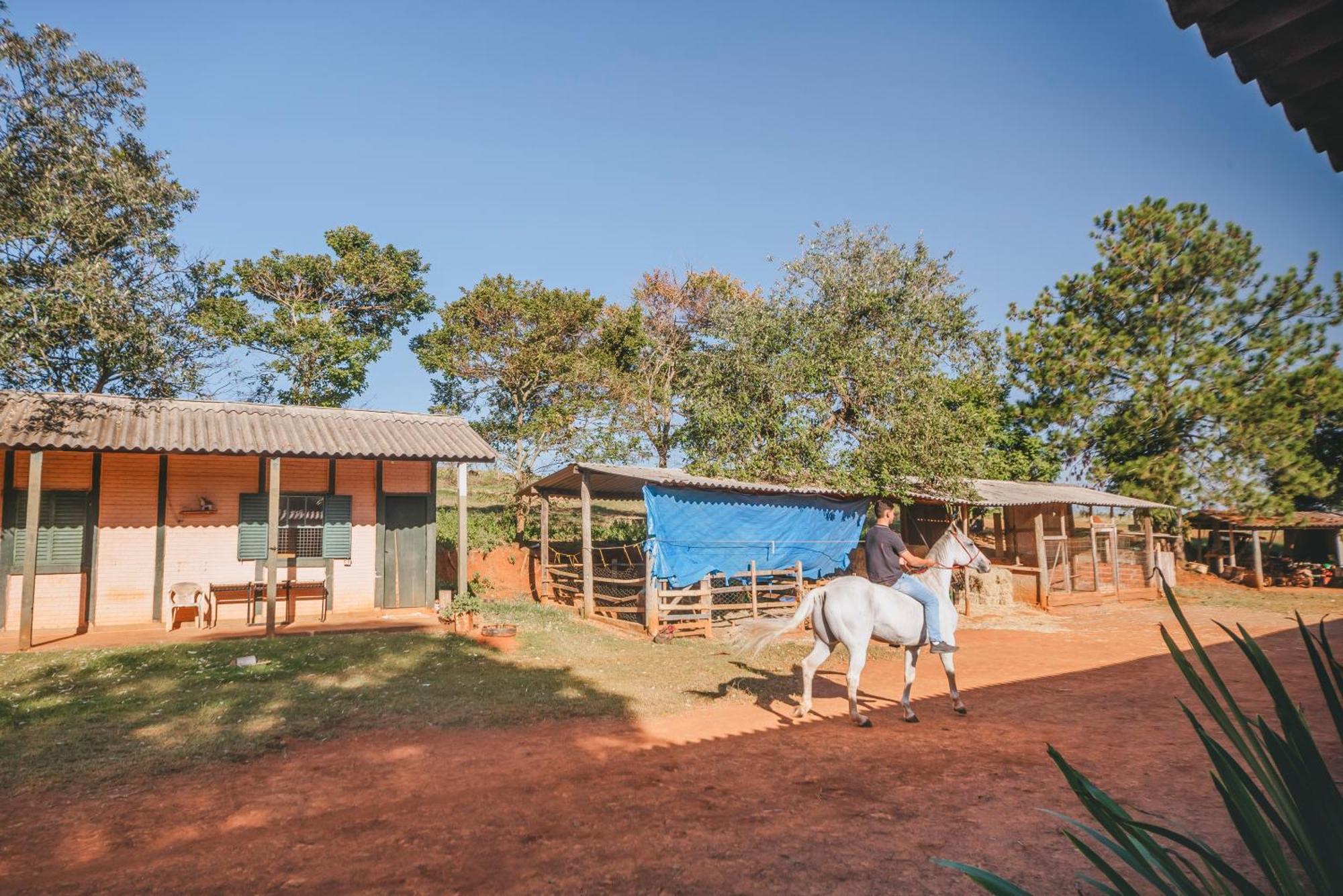 Hotel Fazenda Reviver Araçoiaba da Serra エクステリア 写真